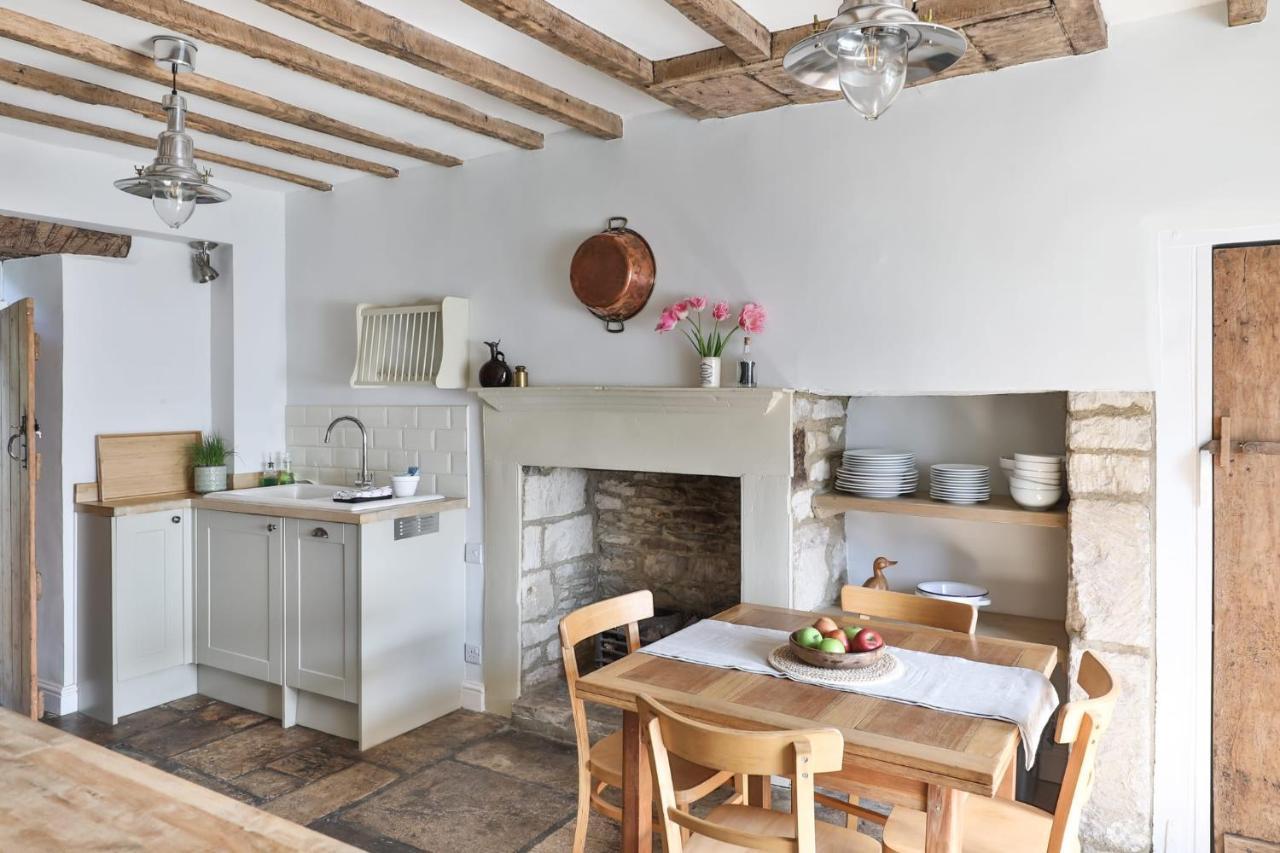 Coombers Mead Cottage Tetbury Kültér fotó