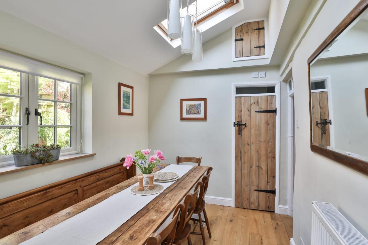 Coombers Mead Cottage Tetbury Kültér fotó